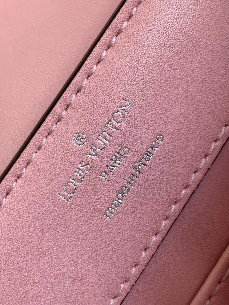 GoodFit Louis Vuitton Capucines BB Bags 41353