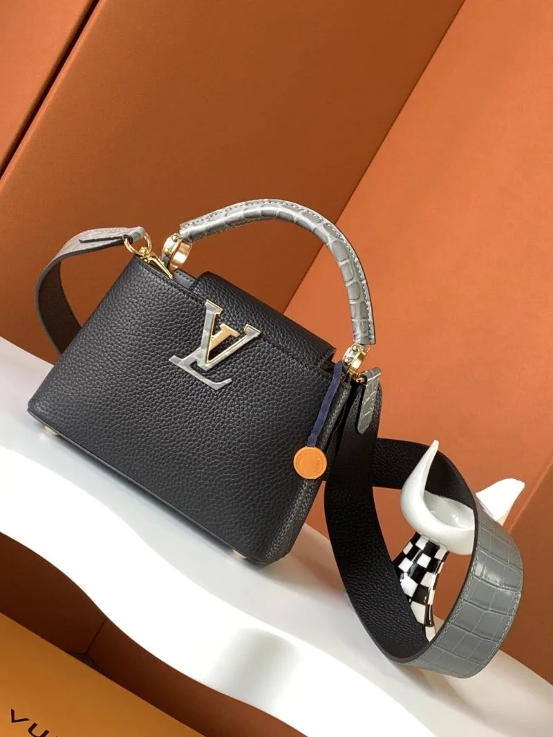 Popular Louis Vuitton Capucines BB Bags 41344