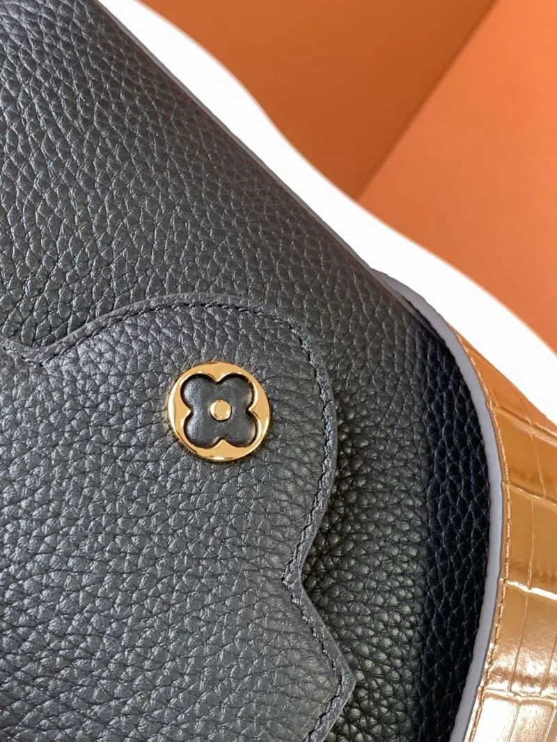 OnTrend Louis Vuitton Capucines BB Bags 41332