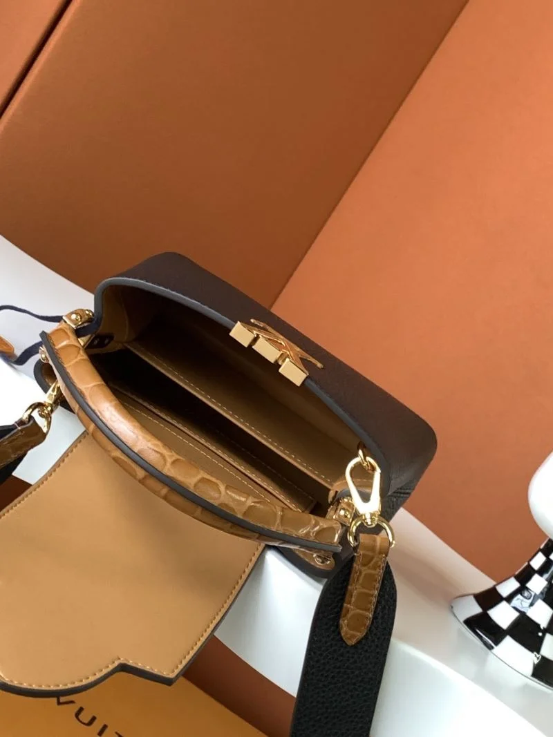 OnTrend Louis Vuitton Capucines BB Bags 41332