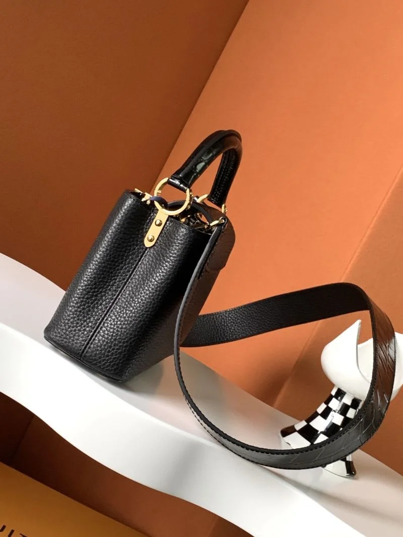Louis Vuitton Capucines BB Bags Unique 41323