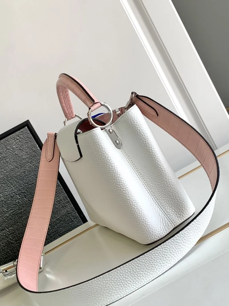 Louis Vuitton Capucines BB Bags Compact 41341
