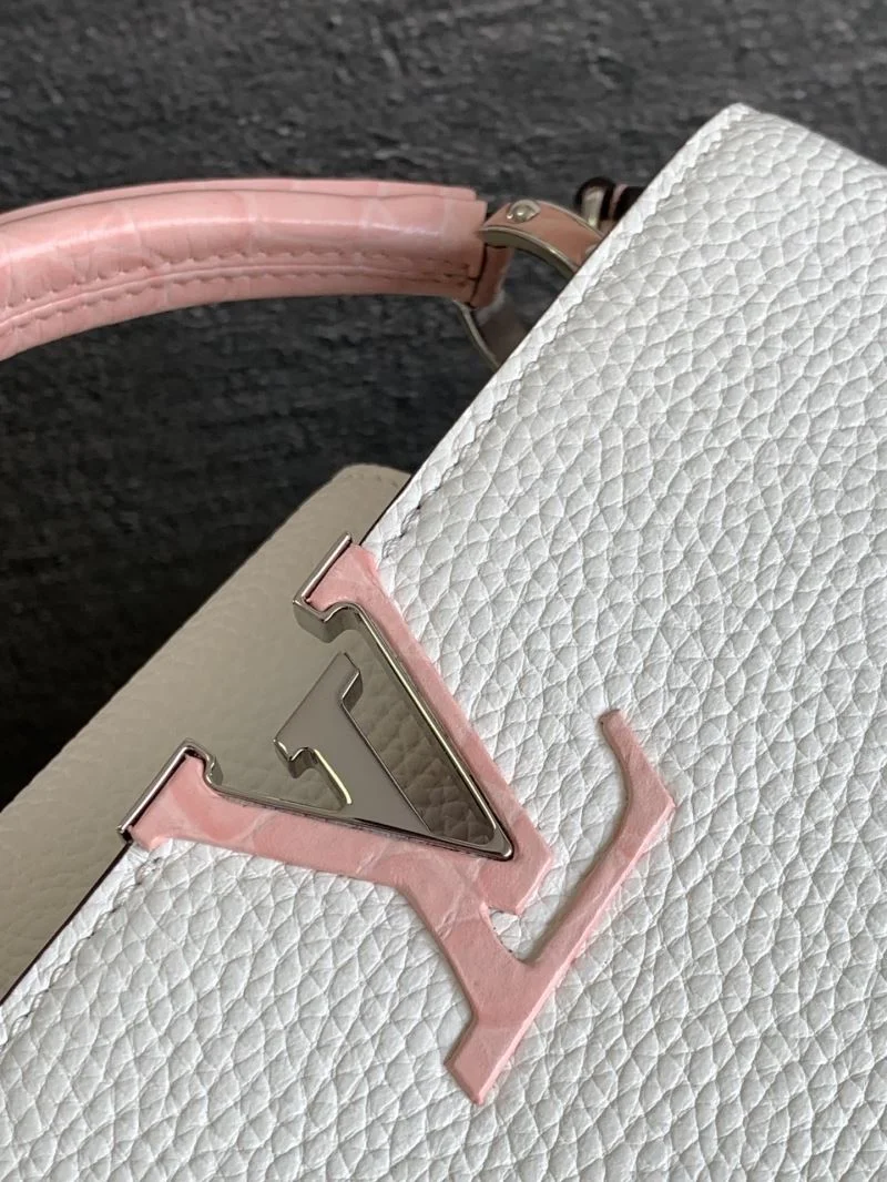 Louis Vuitton Capucines BB Bags Compact 41341