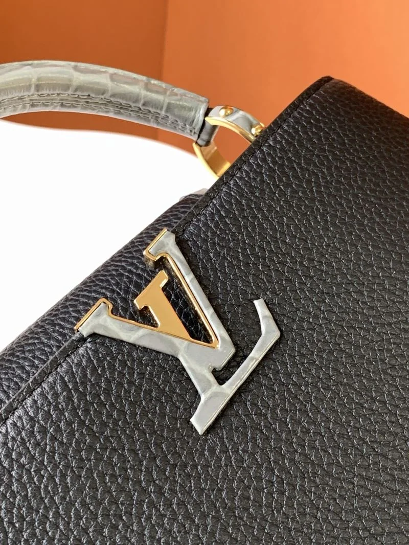 FlexibleFit Louis Vuitton Capucines BB Bags 41322