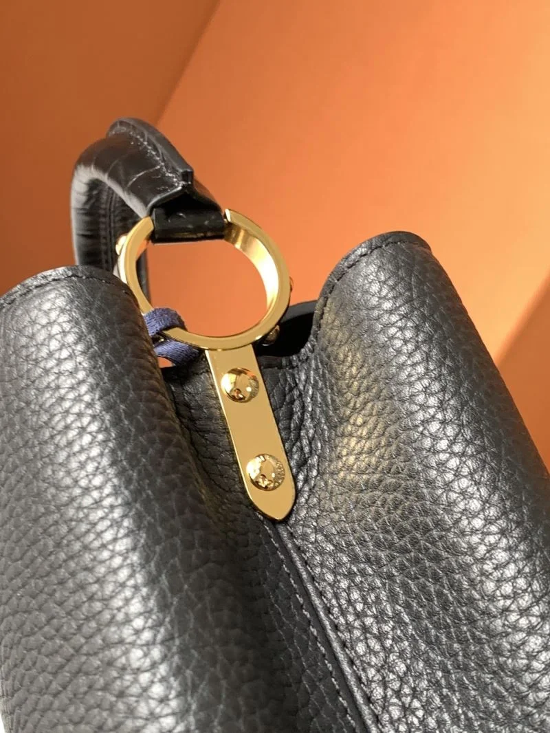 Packable Louis Vuitton Capucines BB Bags 41339