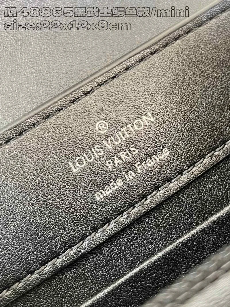Louis Vuitton Capucines BB Bags Practical 41314