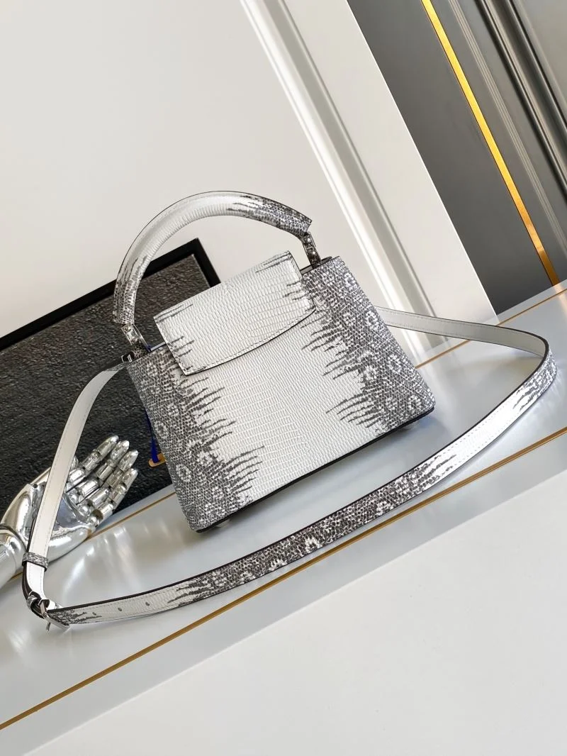 Louis Vuitton Capucines BB Bags FreshLook 41336