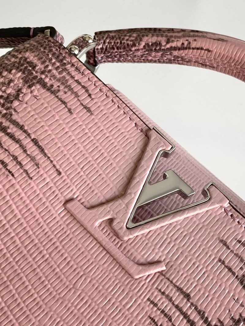 Durable Louis Vuitton Capucines BB Bags 41327