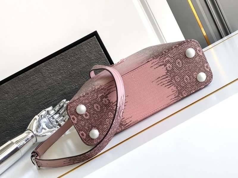 Louis Vuitton Capucines BB Bags SmartChoice 41296