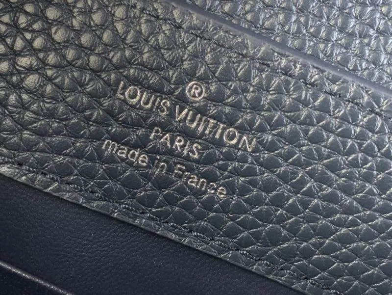 SoftTouch Louis Vuitton Capucines BB Bags 41343