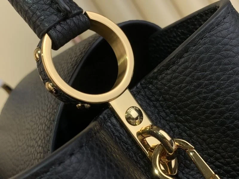 Unique Louis Vuitton Capucines BB Bags 41290