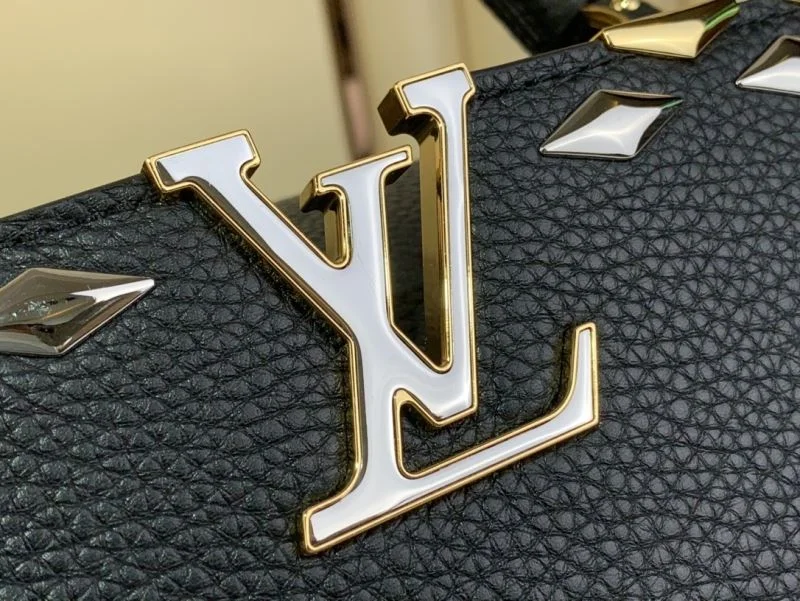 Unique Louis Vuitton Capucines BB Bags 41290