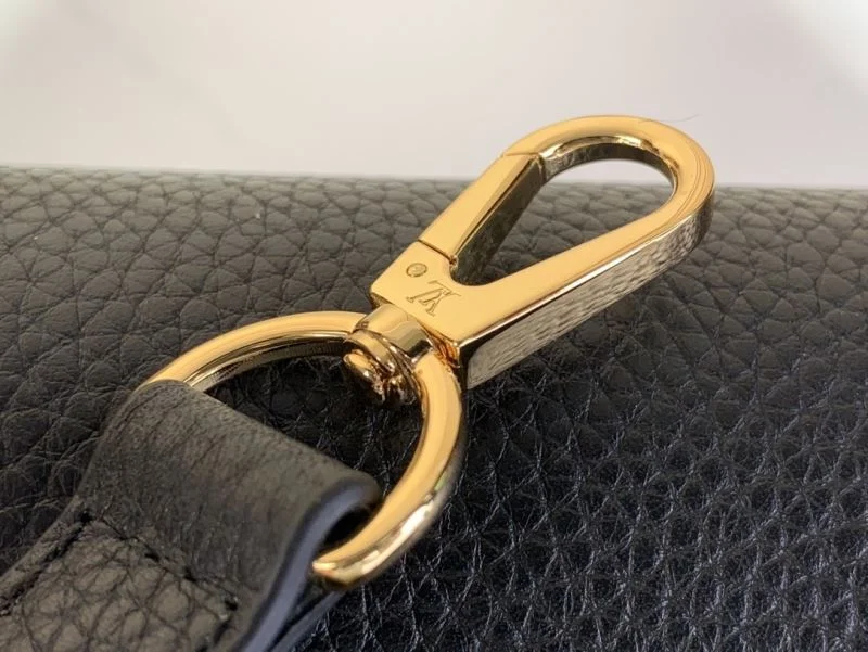 Unique Louis Vuitton Capucines BB Bags 41290