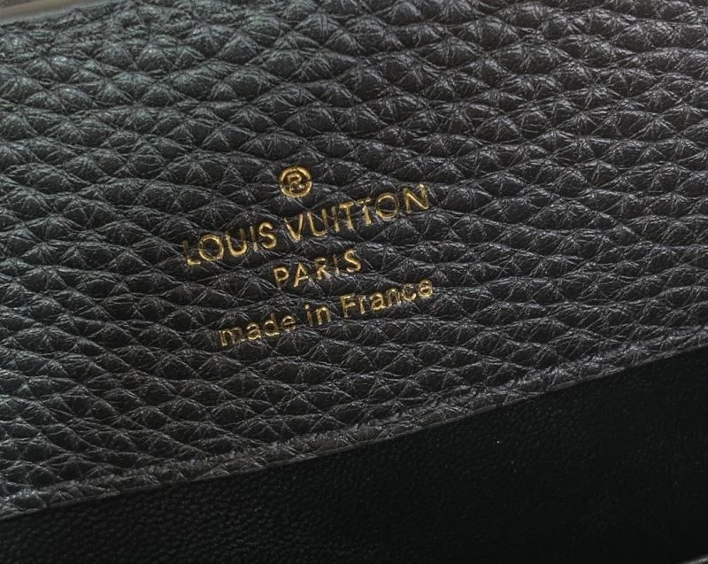 Unique Louis Vuitton Capucines BB Bags 41290