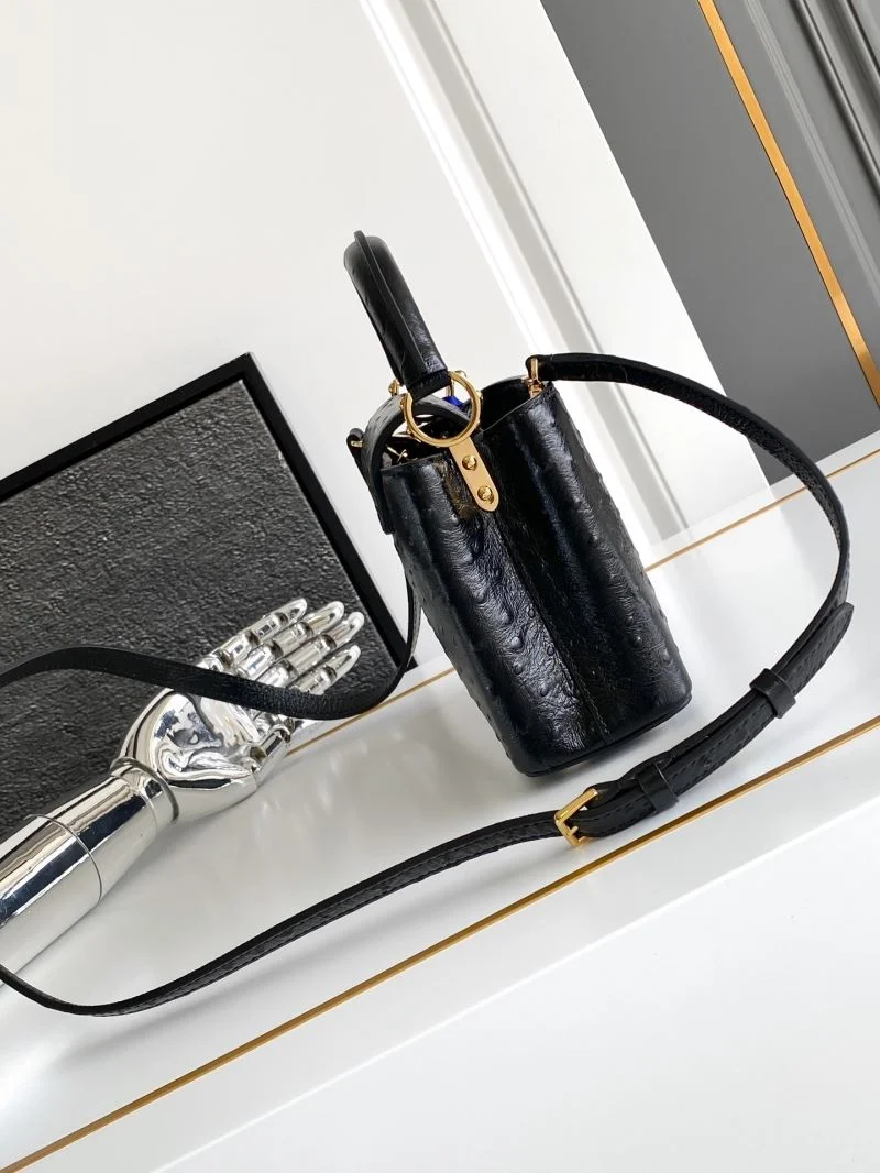Louis Vuitton Capucines BB Bags Vibrant 41286