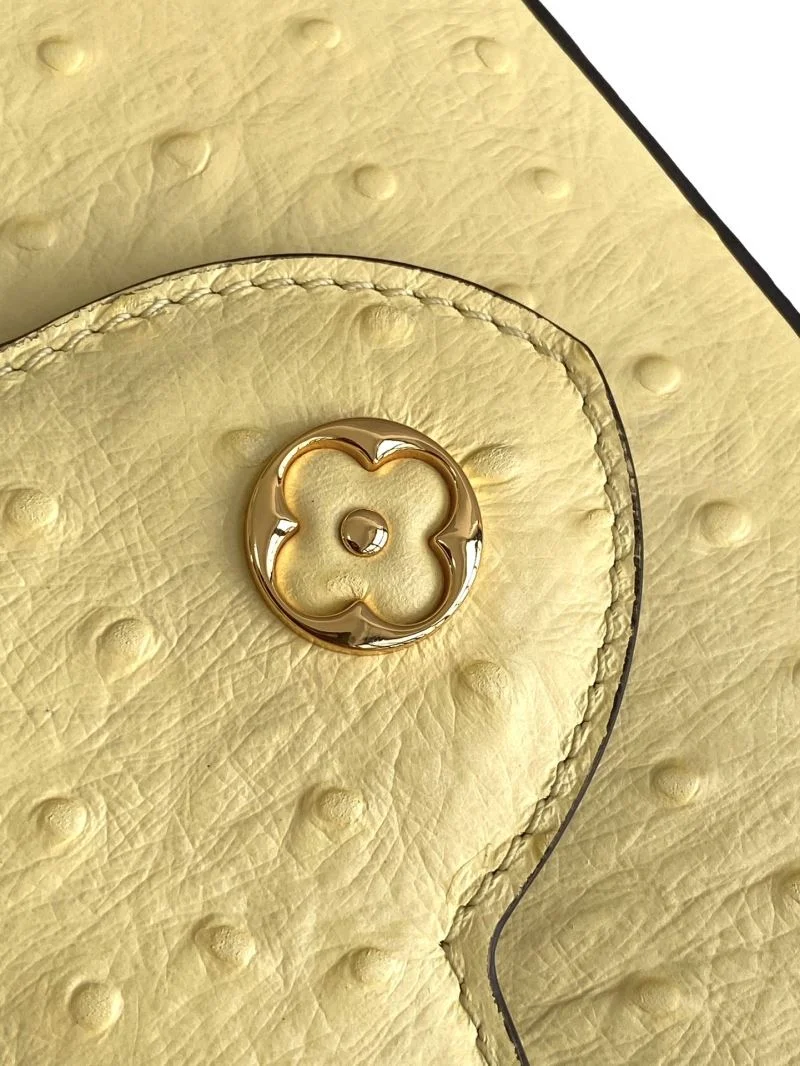 Chic Louis Vuitton Capucines BB Bags 41273