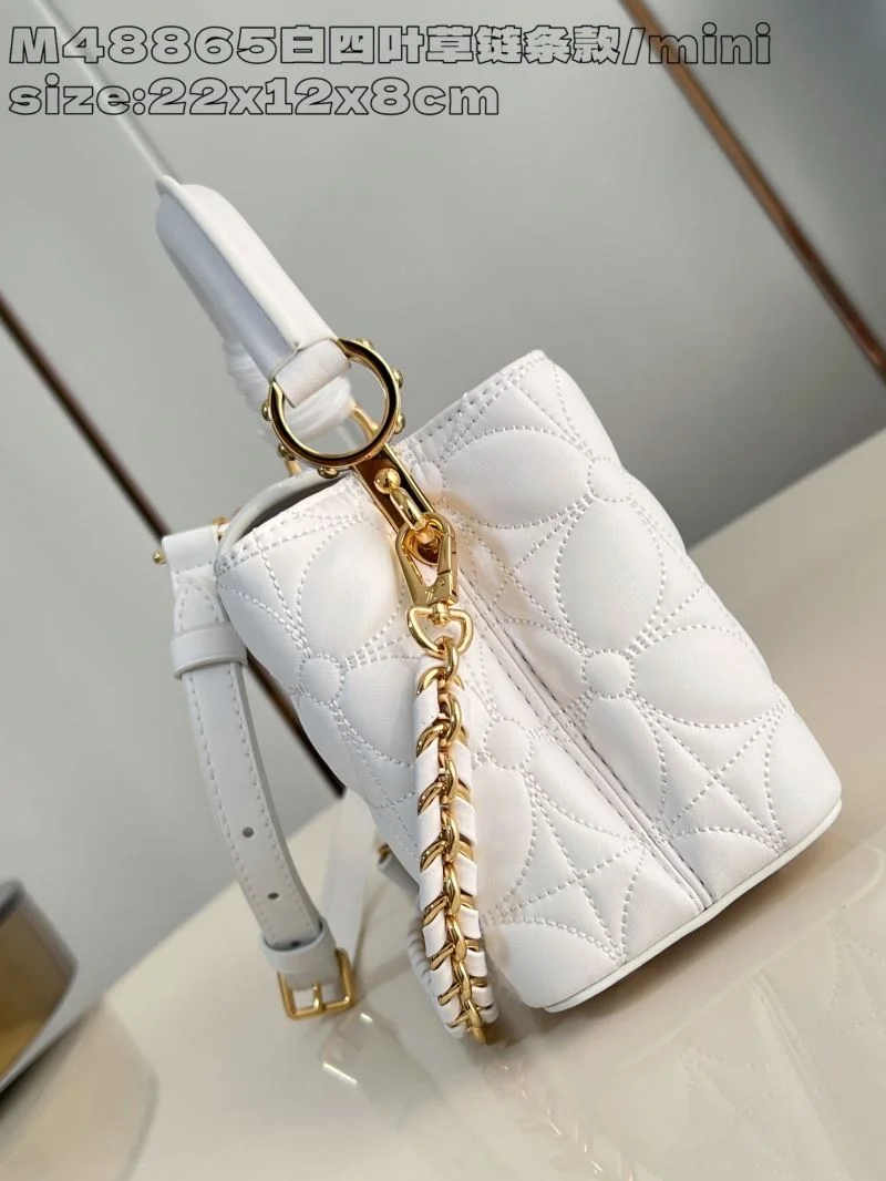 DailyWear Louis Vuitton Capucines BB Bags 41295