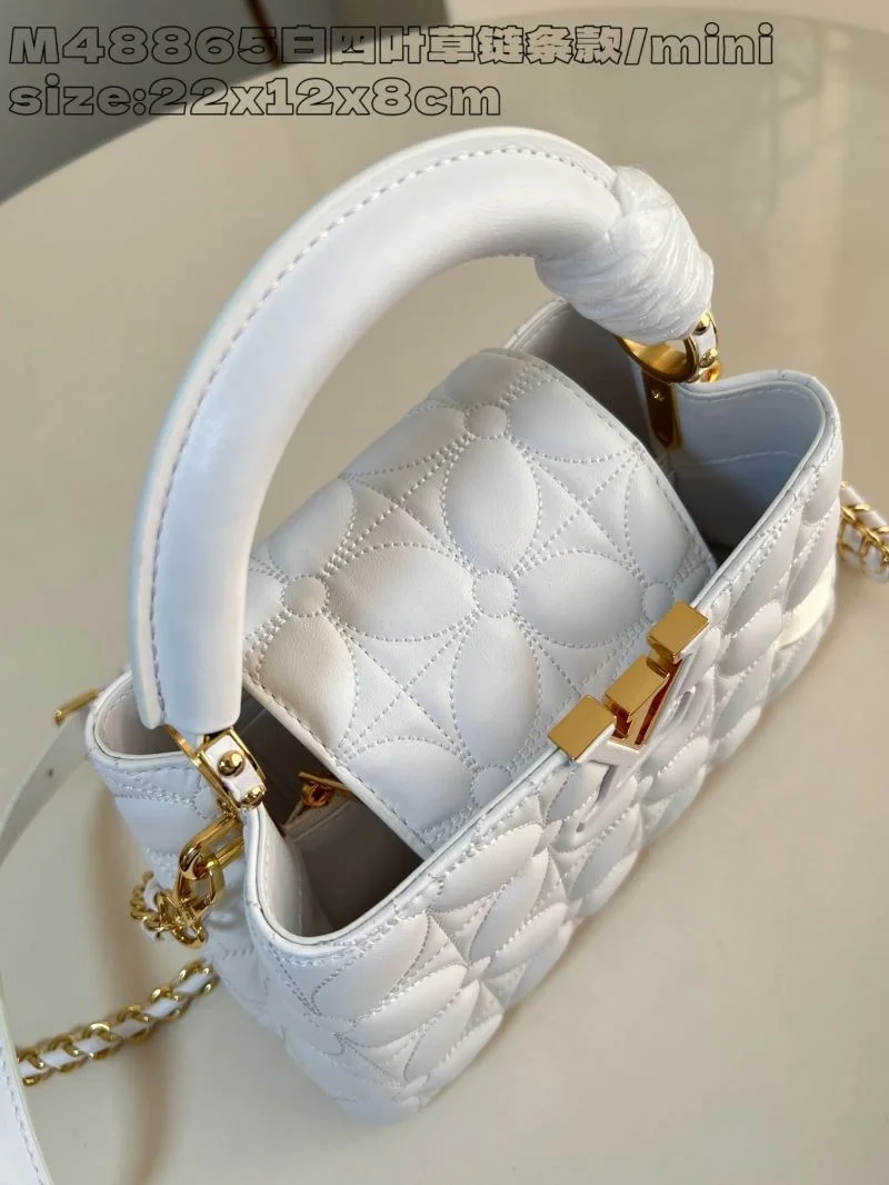 DailyWear Louis Vuitton Capucines BB Bags 41295