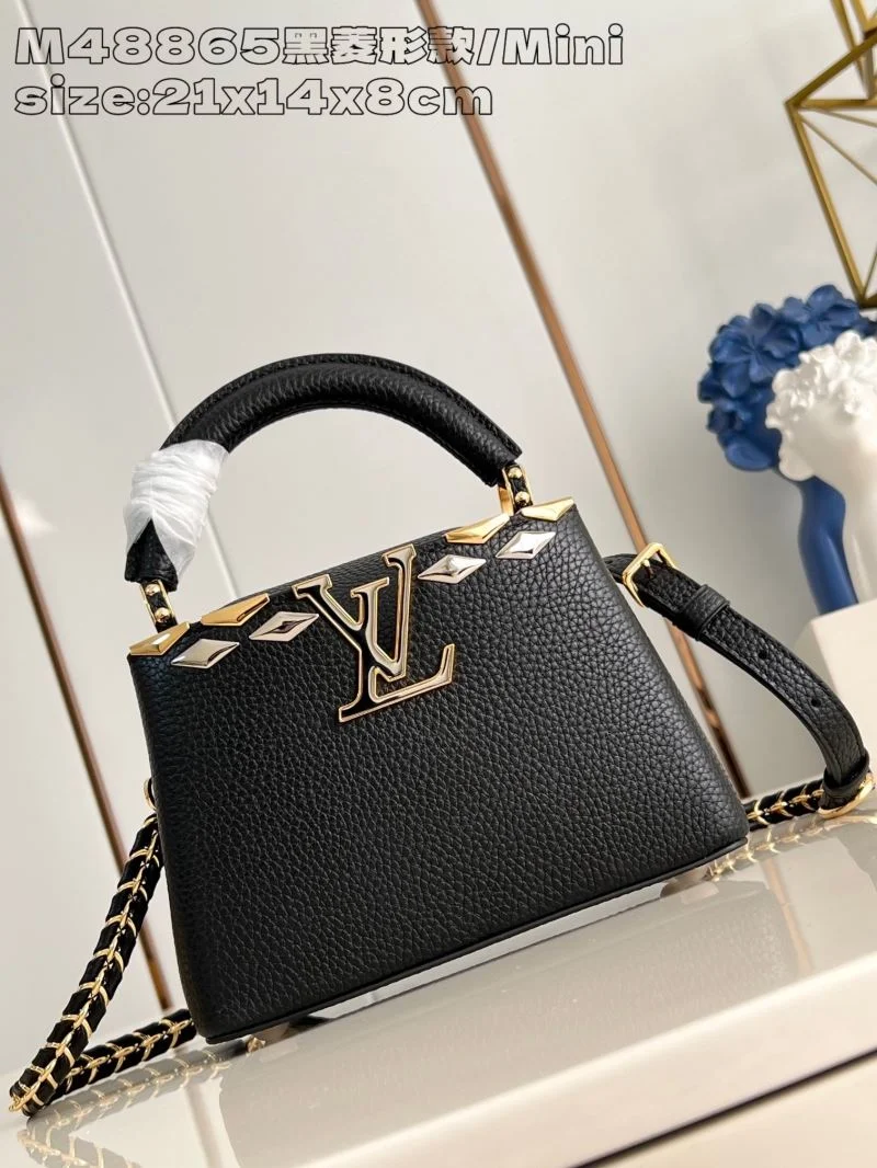 Sleek Louis Vuitton Capucines BB Bags 41269