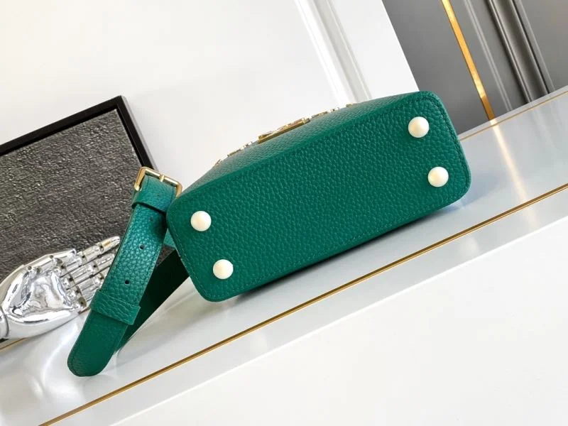 Unique Louis Vuitton Capucines BB Bags 41250