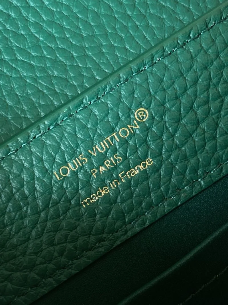Unique Louis Vuitton Capucines BB Bags 41250