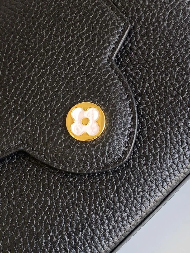 Comfortable Louis Vuitton Capucines BB Bags 41246