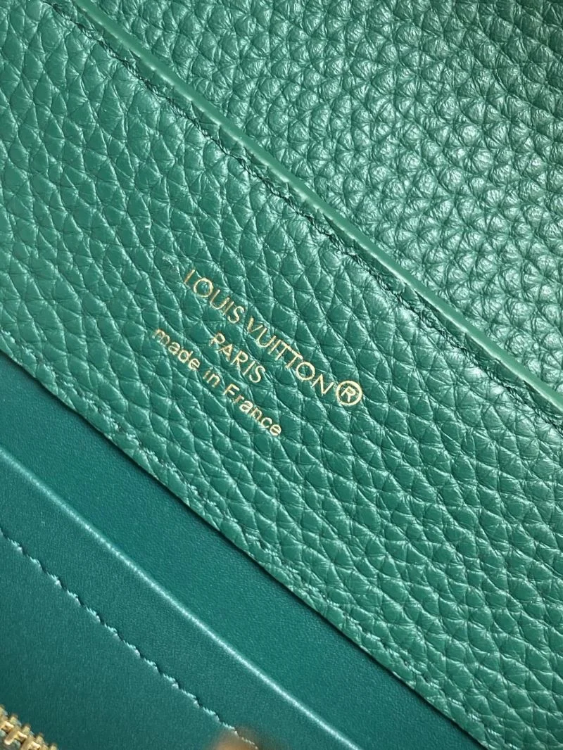 Louis Vuitton Capucines BB Bags TechFriendly 41249