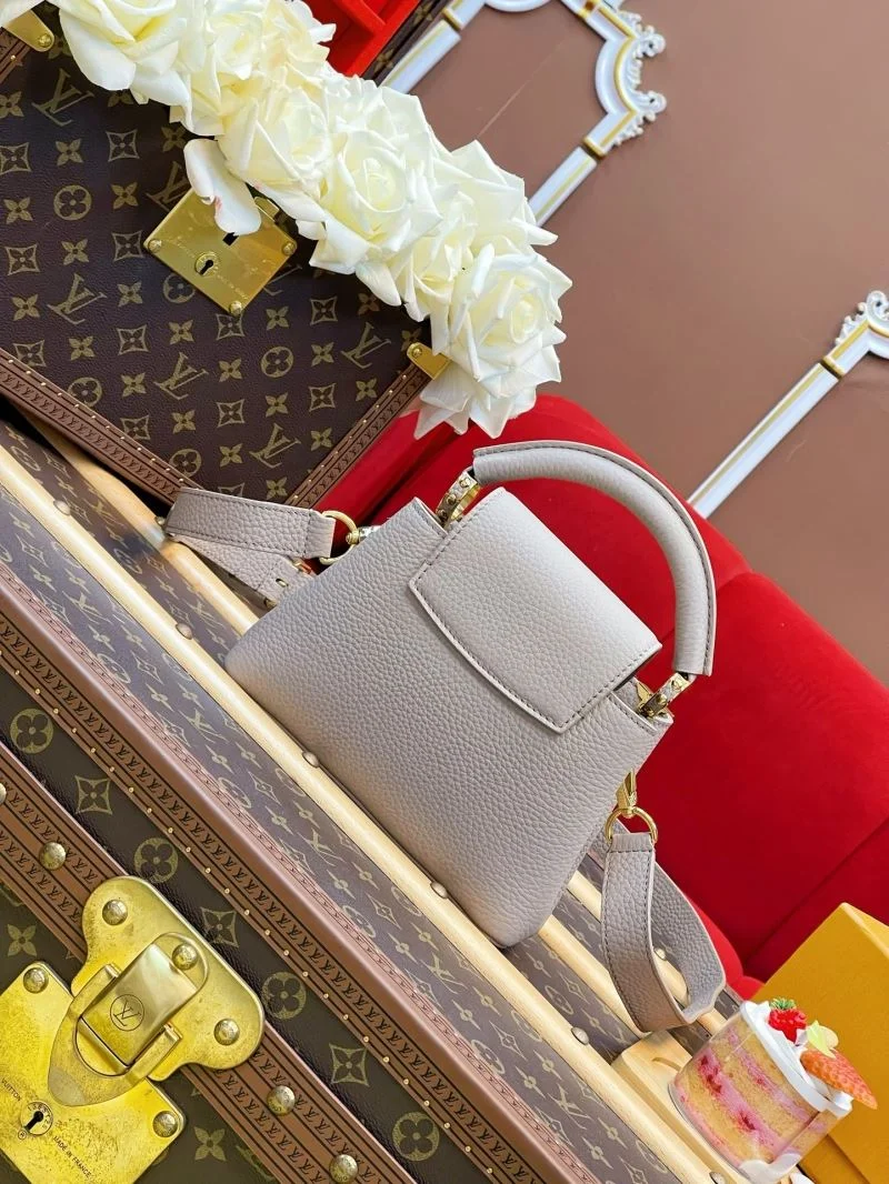 Louis Vuitton Capucines BB Bags Bright 40737