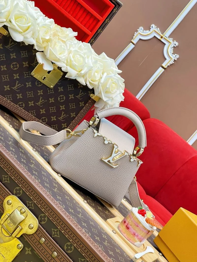 Louis Vuitton Capucines BB Bags Bright 40737