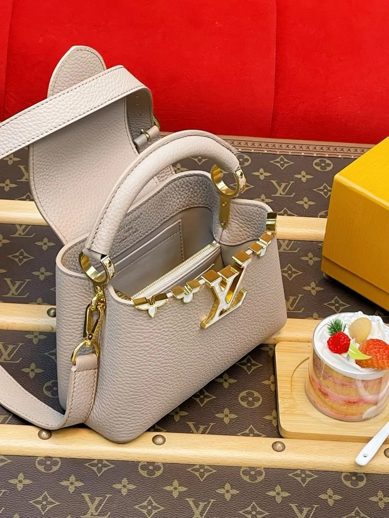 Louis Vuitton Capucines BB Bags Bright 40737