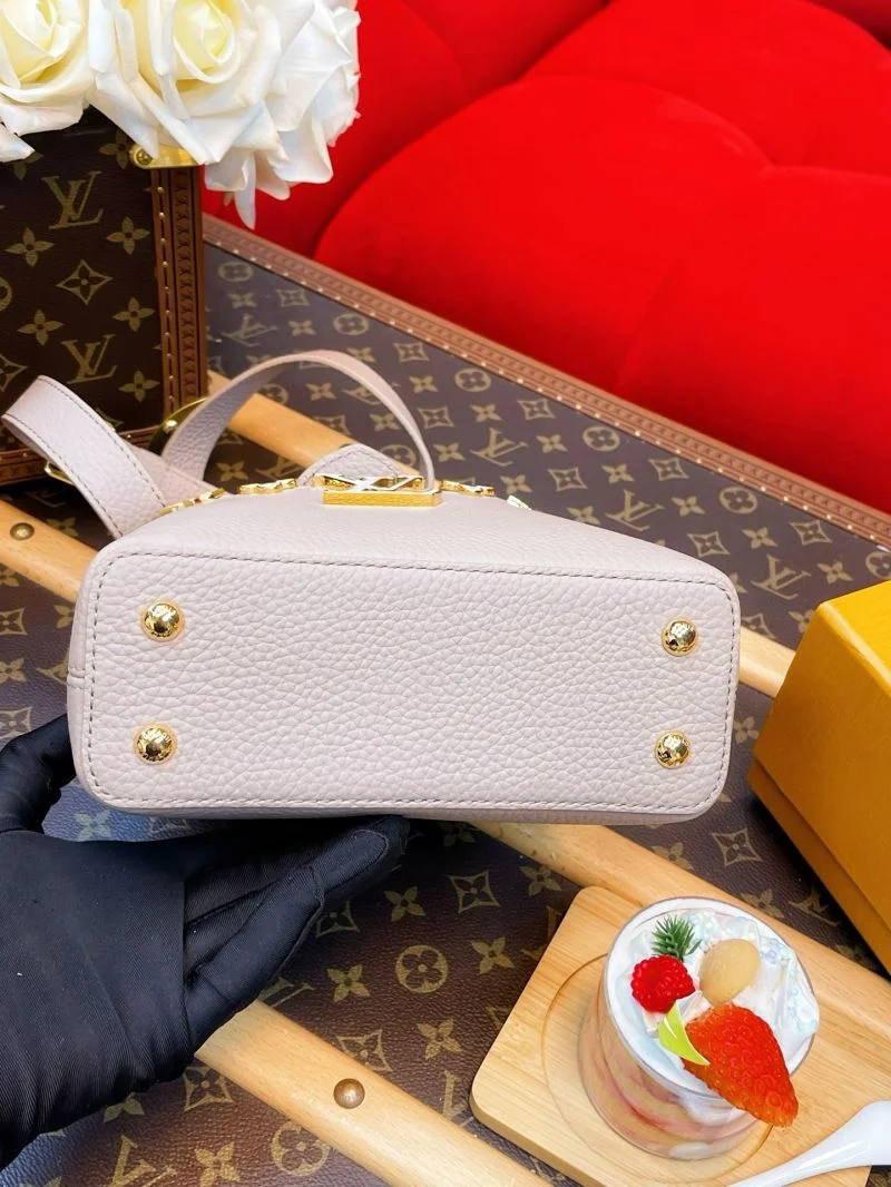 Louis Vuitton Capucines BB Bags Bright 40737