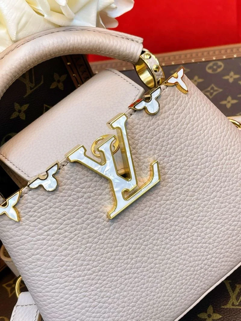 Louis Vuitton Capucines BB Bags Bright 40737