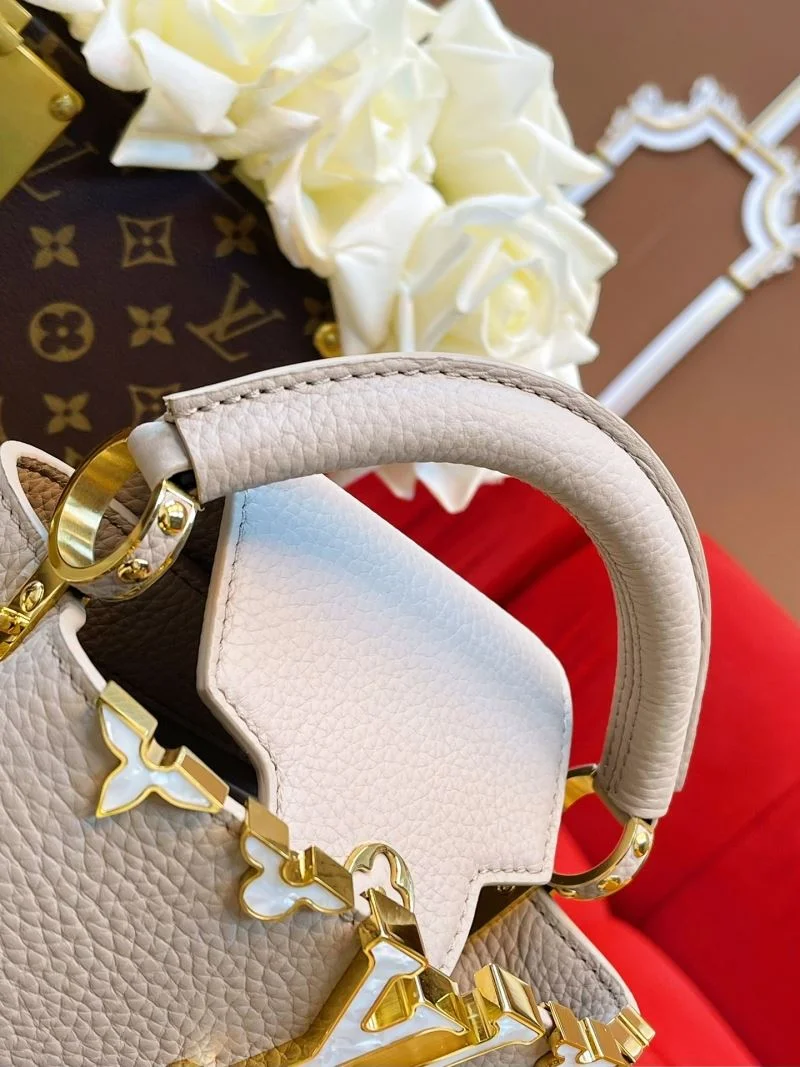 Louis Vuitton Capucines BB Bags Bright 40737