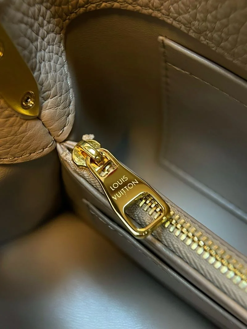 Louis Vuitton Capucines BB Bags Bright 40737