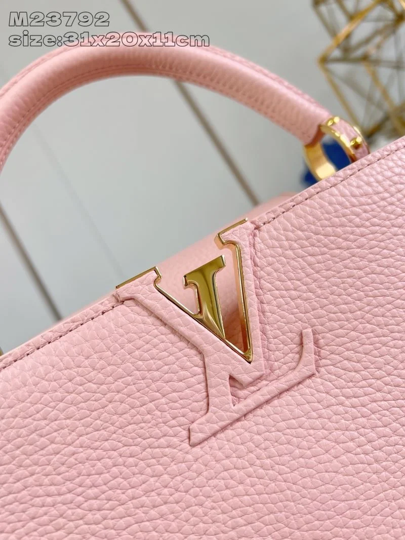 Neat Louis Vuitton Capucines BB Bags 40729
