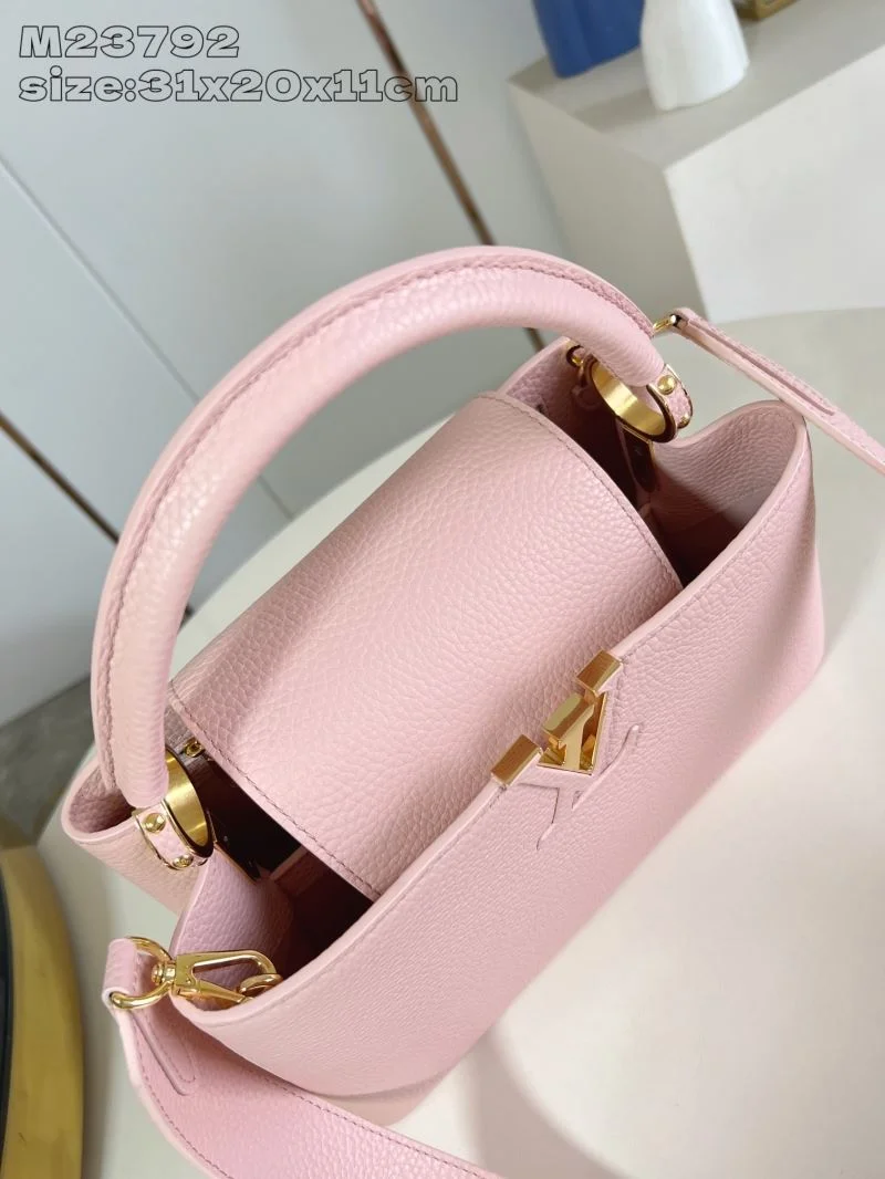 Neat Louis Vuitton Capucines BB Bags 40729