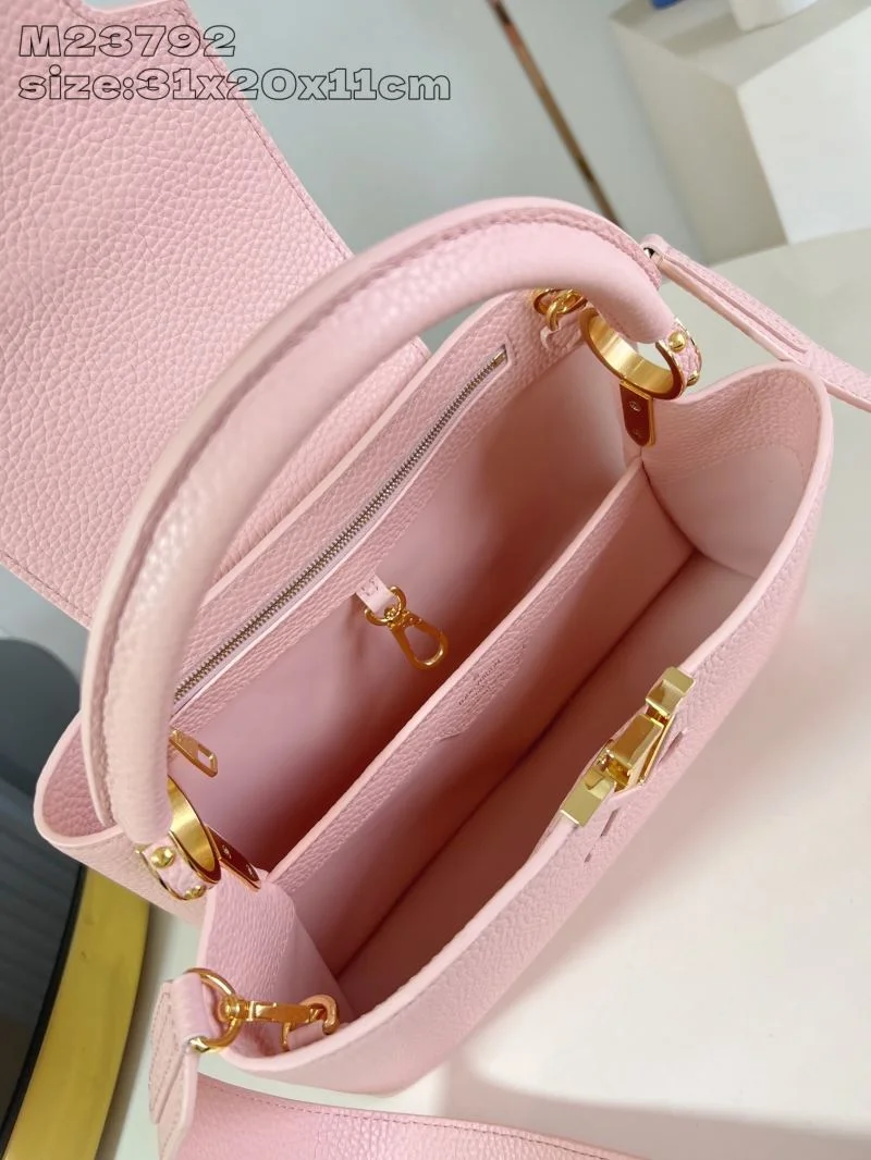 Neat Louis Vuitton Capucines BB Bags 40729