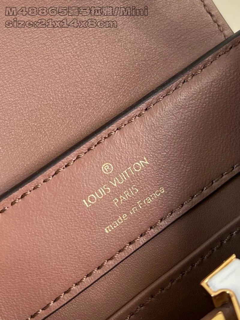 Louis Vuitton Capucines BB Bags SunProtective 40767