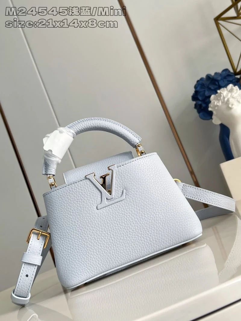 Minimalist Louis Vuitton Capucines BB Bags 40723
