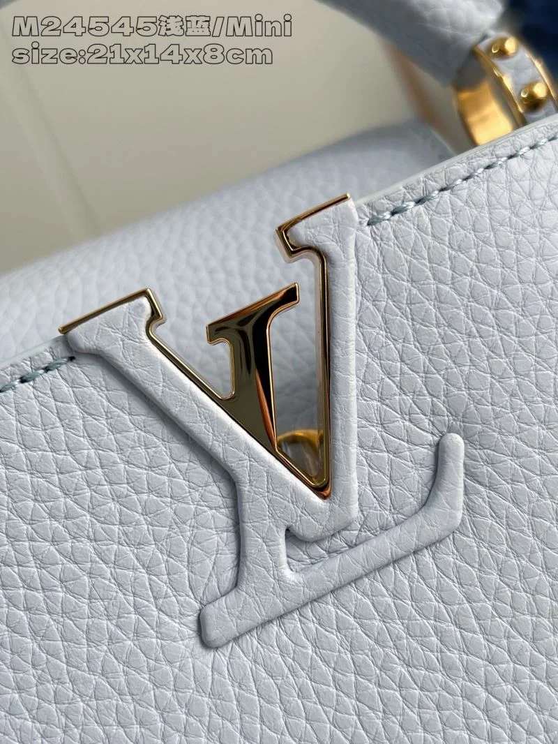 Minimalist Louis Vuitton Capucines BB Bags 40723