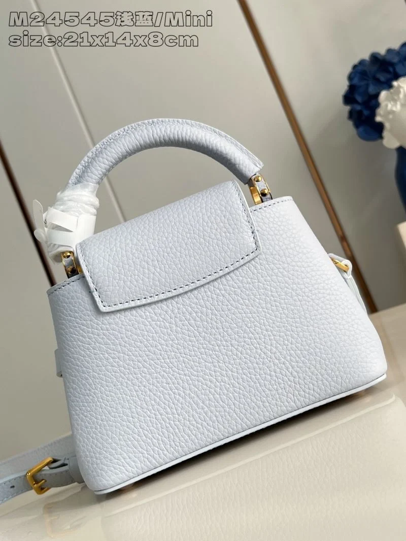 Minimalist Louis Vuitton Capucines BB Bags 40723