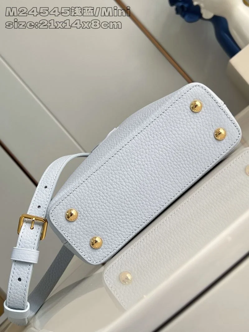 Minimalist Louis Vuitton Capucines BB Bags 40723