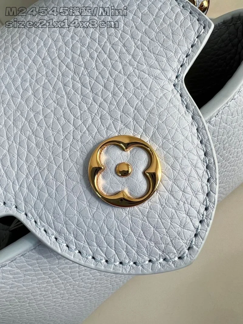 Minimalist Louis Vuitton Capucines BB Bags 40723