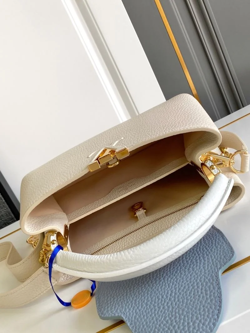 Soft Louis Vuitton Capucines BB Bags 40738