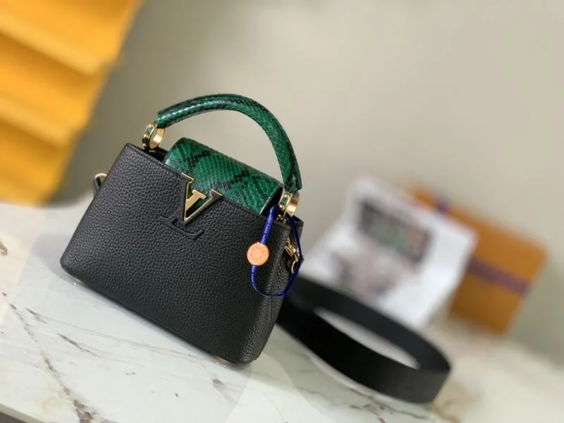 Trendy Louis Vuitton Capucines BB Bags 40702