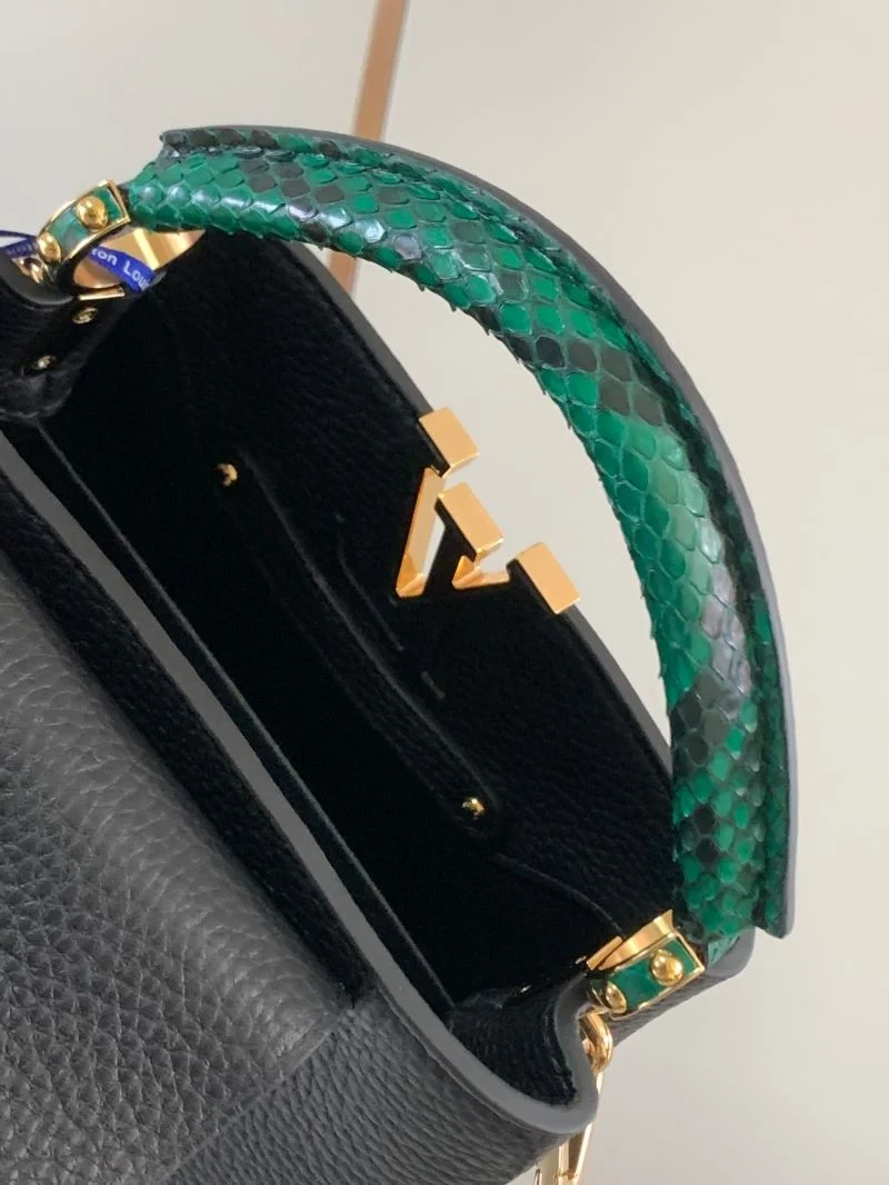 Trendy Louis Vuitton Capucines BB Bags 40702