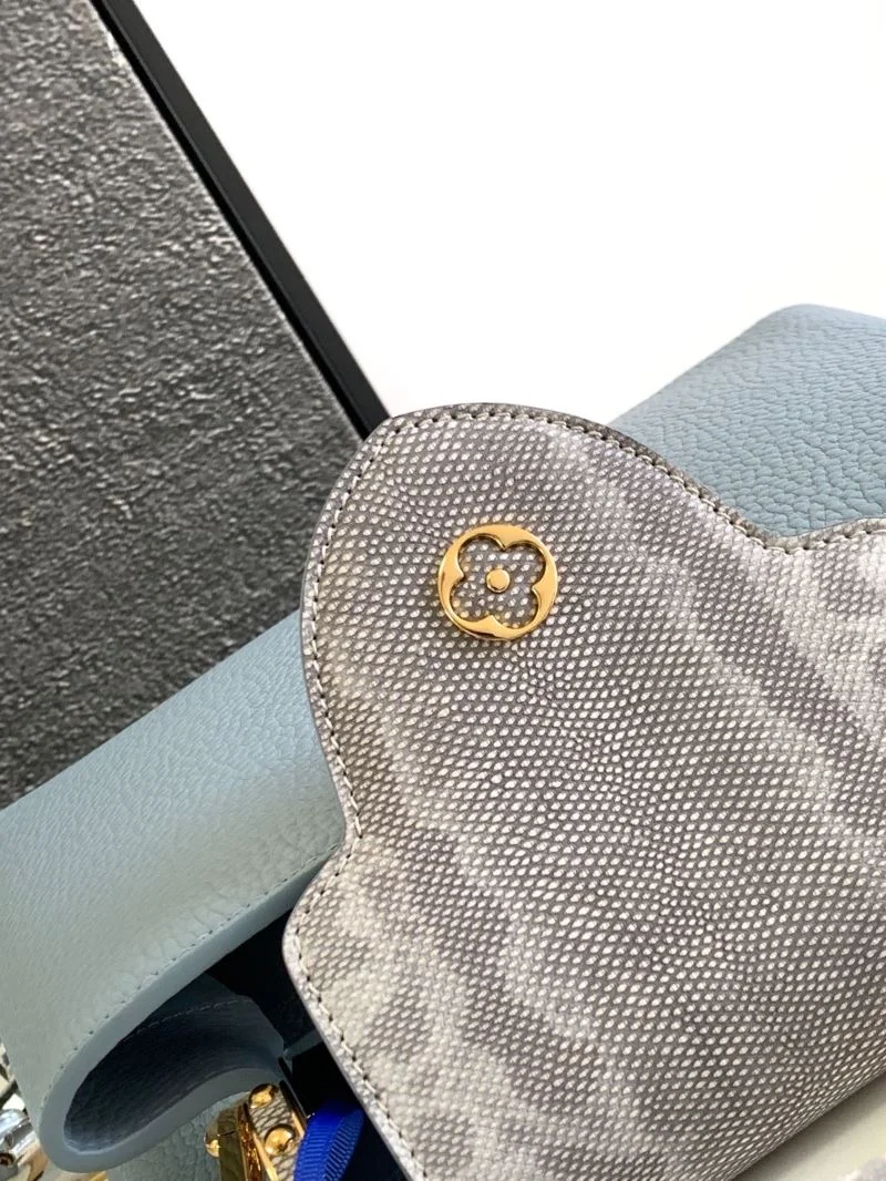 ComfortFit Louis Vuitton Capucines BB Bags 40706