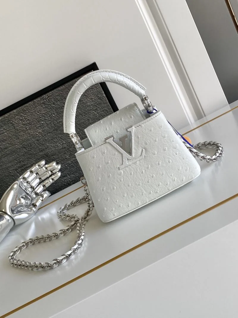 EyeCatching Louis Vuitton Capucines BB Bags 40697