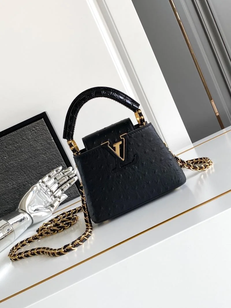 Practical Louis Vuitton Capucines BB Bags 40700
