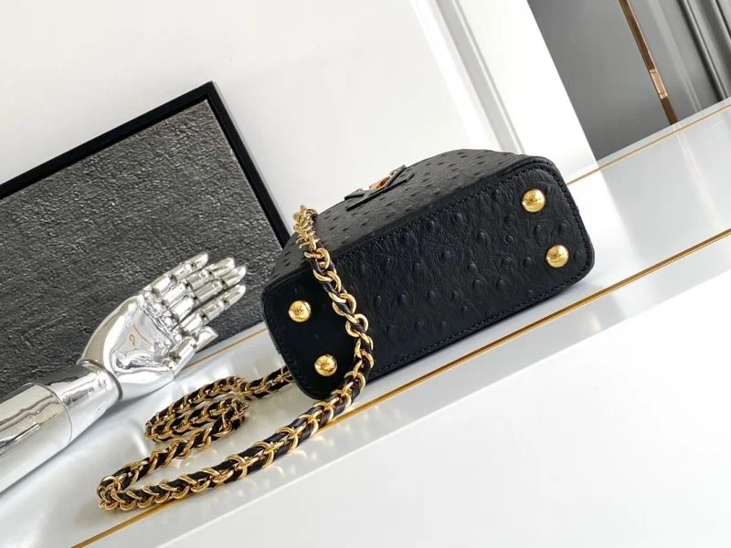 Practical Louis Vuitton Capucines BB Bags 40700